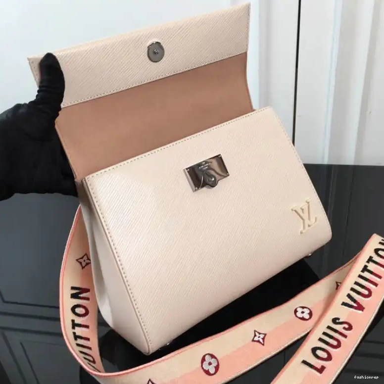 Fashionrep Bag LV 2208DJ0008 0819